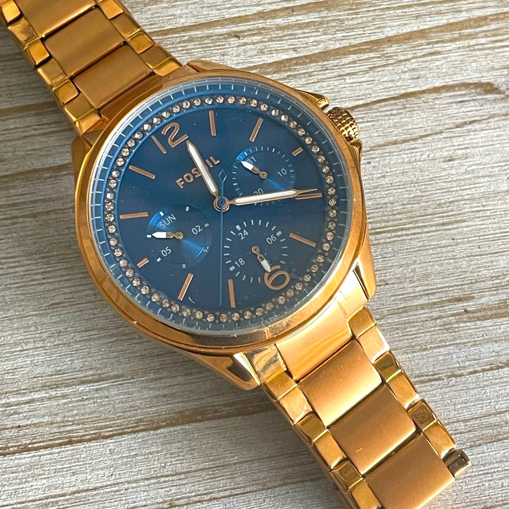 FOSSIL Rose Gold & Blue Watch
